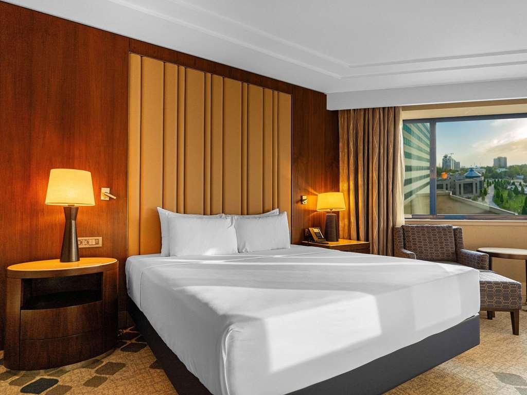 Moevenpick Hotel Taşkent Oda fotoğraf